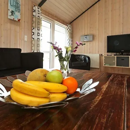 Sleeps 22 Pool Wifi