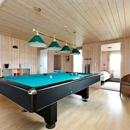Sleeps 22 Pool Wifi * Vrist